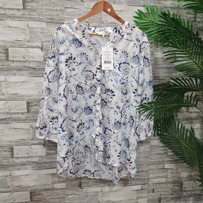 Black Pepper Womens  Size 22 Button Up Top / Long Sleeve Shirt Blue / Khaki / White 