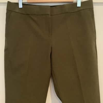 Ann Taylor  Olive Green Ankle Length Trousers.  Size 10P