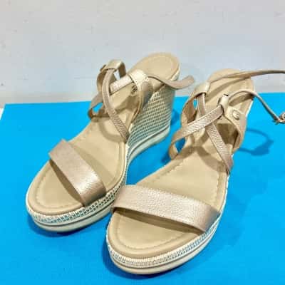Neurogiandani Metallic Gold Wedge Shoes Size 39