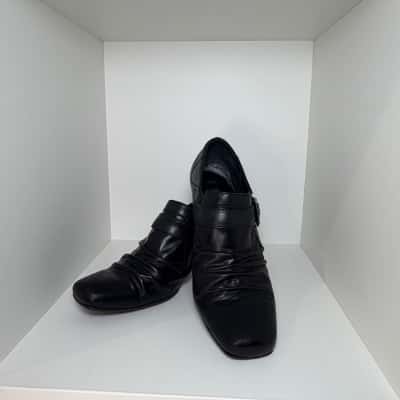 Sandler Size 37 Heels Black  