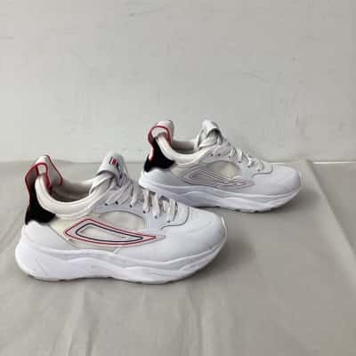 Fila Mens  runners  Size 38 White 
