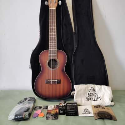 Córdoba 15CM-E Concert Ukulele & Bondi Bundle – Near New 