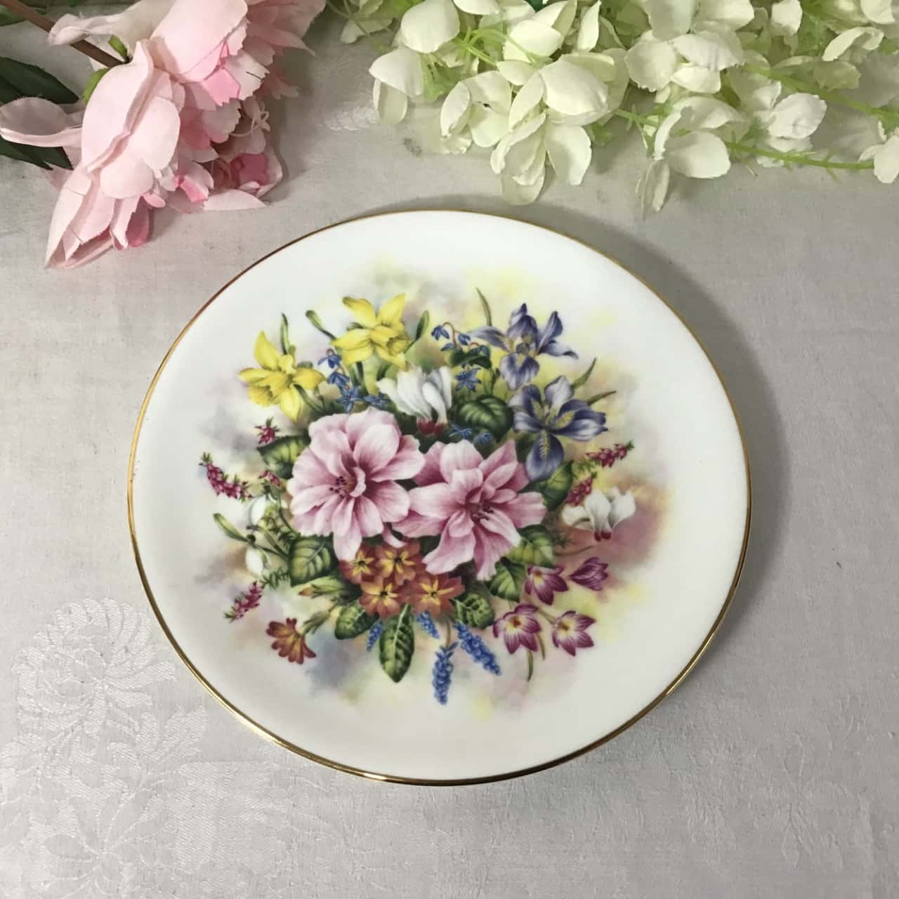 *REDUCED* Duchess Round Floral Pattern Fine Bone China Plate(s)