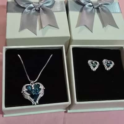  Womens Necklace and earring set matching - blue stones