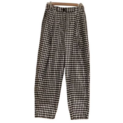 Stella Nova.   Black and White Gingham Shine Pants.  Size 36 / 8