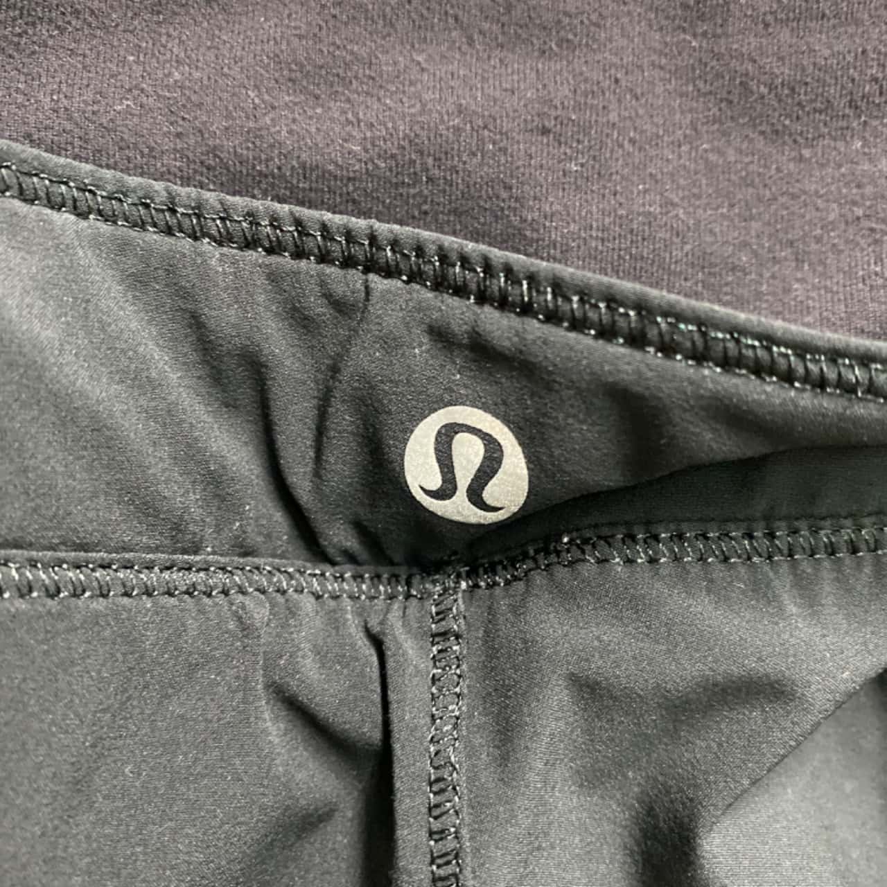 Reduced!! Lululemon Womens Size 4 Track Pants Black (s)