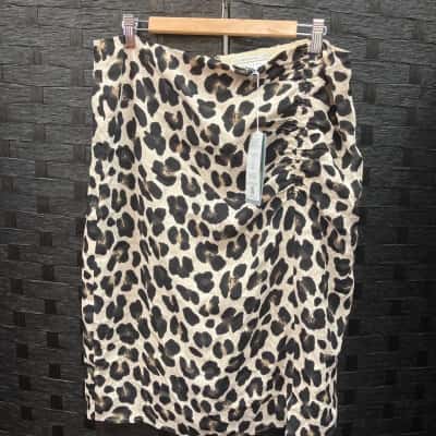 Trenery Womens  Size 14 Animal print 