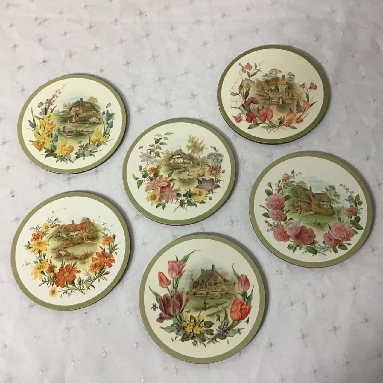 Pimpernel “Cottage Cameos” Set of 6 Round Coasters and Place Mats(s)