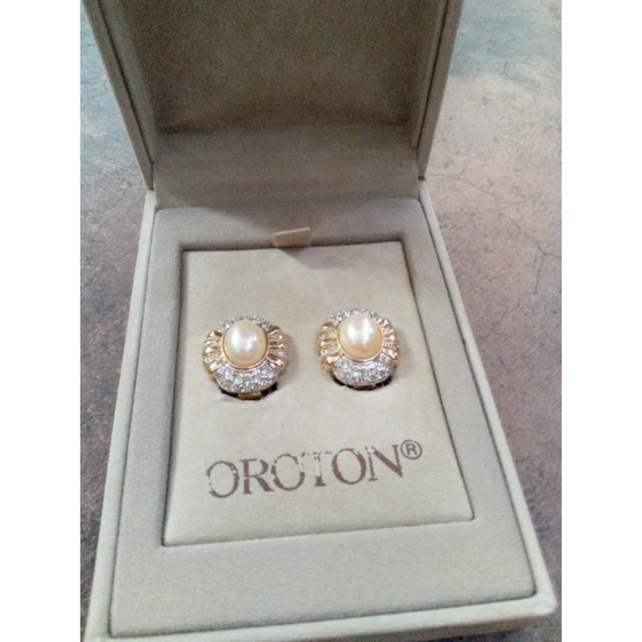 Vintage Oroton Clip On Earrings(s)