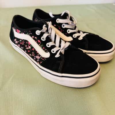 Vans Old Skool "Floral" Black and White Sneakers US 6/ UK 3.5