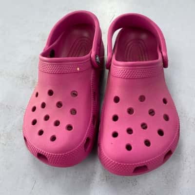 Crocs Pink Kids  Size 5 Male /7 Female 