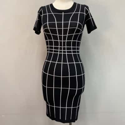 BNWOT Premonition Womens  Size 6 / XS Stretchy Dress Black  / White 
