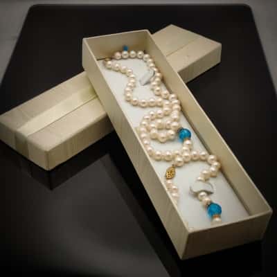 Real Pearl Necklace (44cm) With Gold Plated Clasps & Blue Glass Bead Feature Plus Matching Bracelet 18cm Long