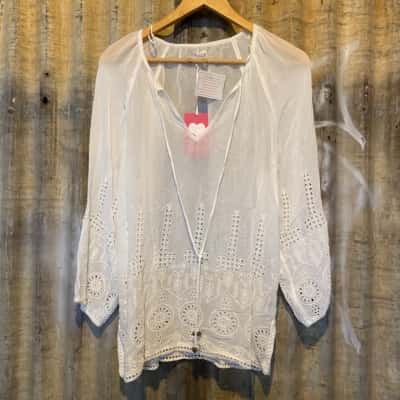 Postie Top Size 12 White 