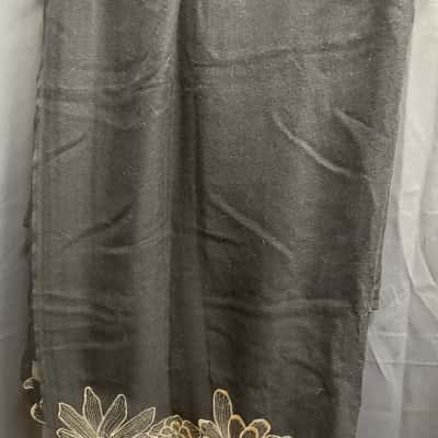 Mauli Womens One Size Black & Gold Hand Crafted Cashmere Scarf/Shawl