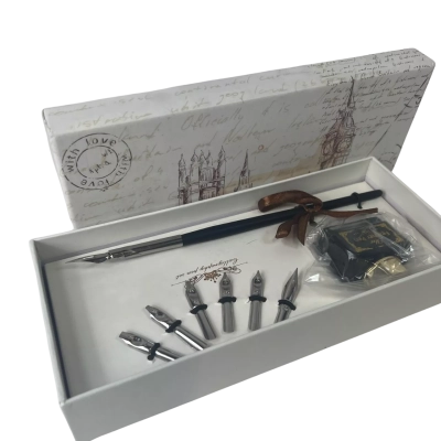 Calligraphy Set Black Quill Pen with 6 Nibs