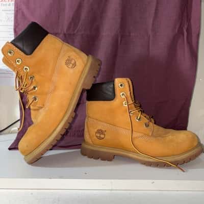 Ladies Timberland Boots BNWOT