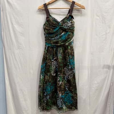 PERRI CUTTEN 100% Silk Dress Size 8