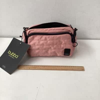 New- Bubba essential’s Womens Cross Body Bag Black  / Pink  