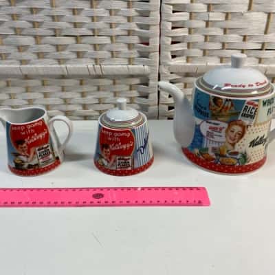 Kellogg’s 10 piece vintage tea set