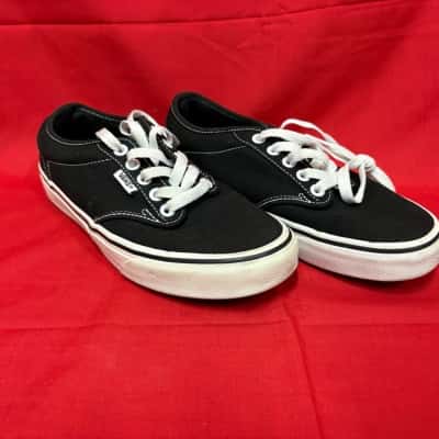 Vans Women's Doheny Sneaker's Classic Black and White Size 6.5