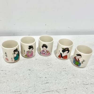 Boxed Set of Japanese Design Saki Cups- 5