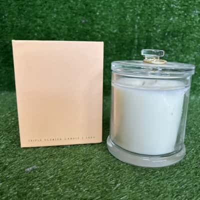 Dusk Gaia Belladonna Guava Nector & Jasmine Candle 