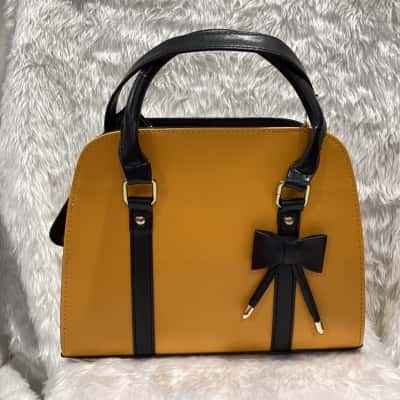  Womens Handbag Black  / Gold / Mustard 