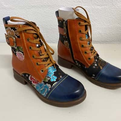 Women’s Boots