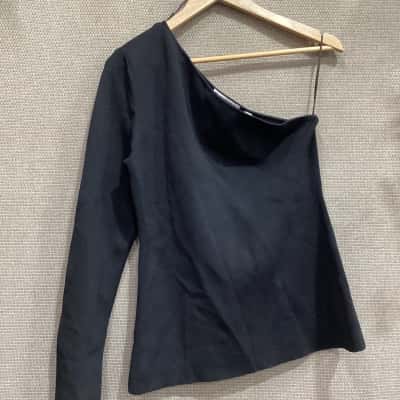 BNWT Country Road Womens Off-the-shoulder Top Black  