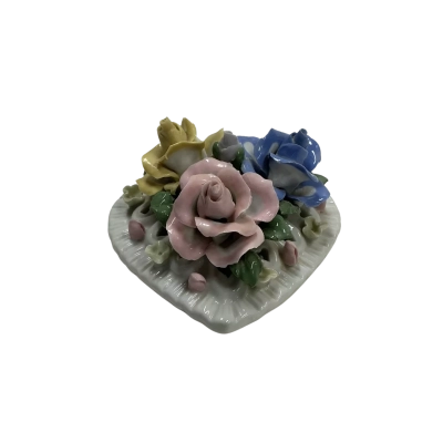Vintage Floral Arrangement ornament