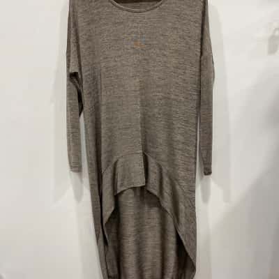 Threadz Womens  Size S Long Sleeve Top Beige 