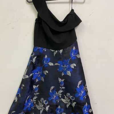Review Womens  Size 12 Midi Dress Black  / Blue / Floral 