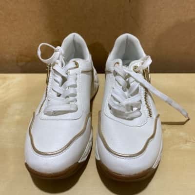 Lipsy London Womens  Size 5 Sneakers White 