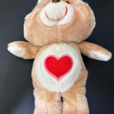 Vintage 1983 Care Bear Tenderheart Bear with Heart 18 inch Plush Kenner(B4)