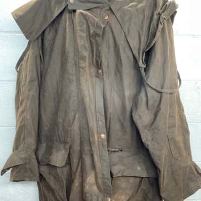 Driza-Bone Mens  Size XXXXL Brown riding long jacket as is. 