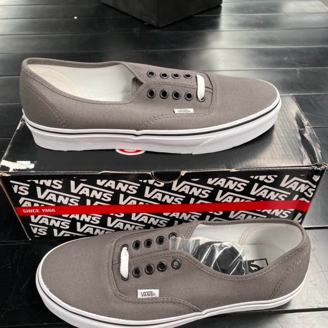 size 10 vans mens