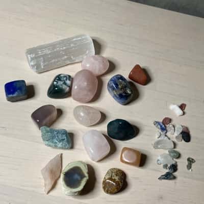 Assorted Crystals + Stones 