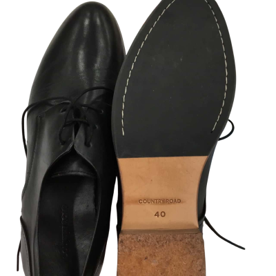 Country Road Mens  Size 40 Dress shoes Black  
