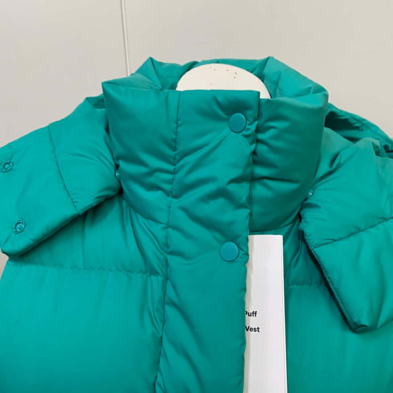 Lululemon Wunder Puff Cropped Vest Size 4 Green (s)