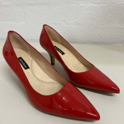  Womens  Size 8.5 Red Heels