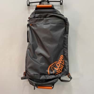 BNWOTLowe Alpine Large AR Kit Bag / Backpack 90