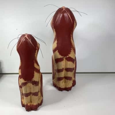 Decorative wooden cats 