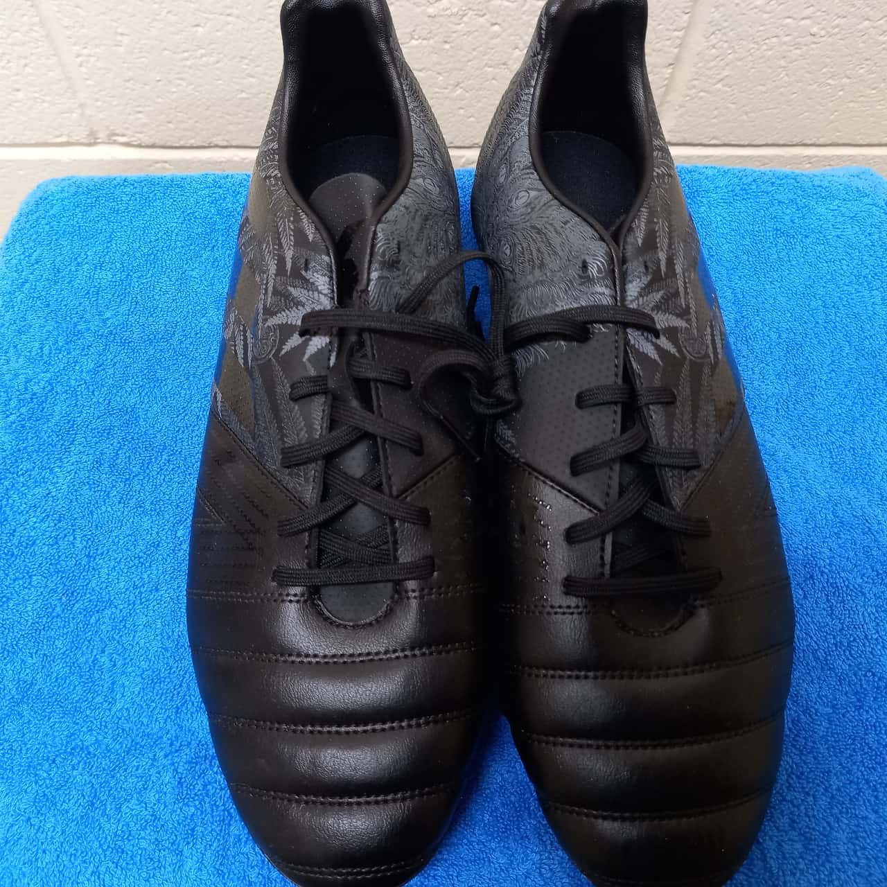 ADIDAS Men's Football Cleats, Size 12US