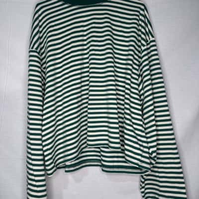 Brand new Lioness Size L Bloom Long sleeve top in moss stripe 