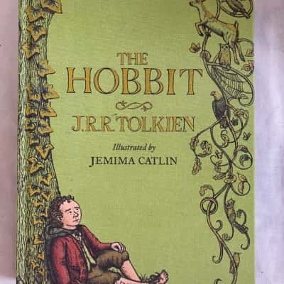 The Hobbit - Illustrated Edition
