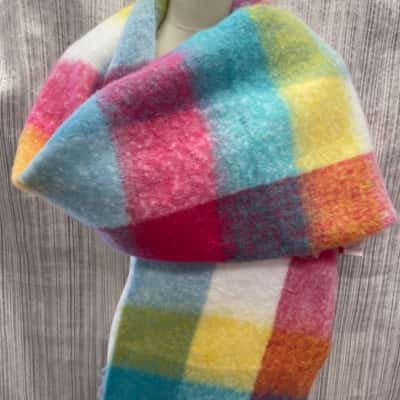  Womens  Size One Size Scarf Blue / Orange / Pink  / Yellow 