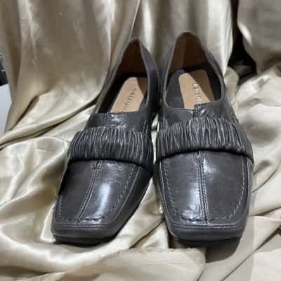  Orizonte Womens  Size 38 Loafers Grey 