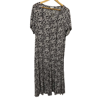  W.Lane  Size 18 Casual Dress Floral 