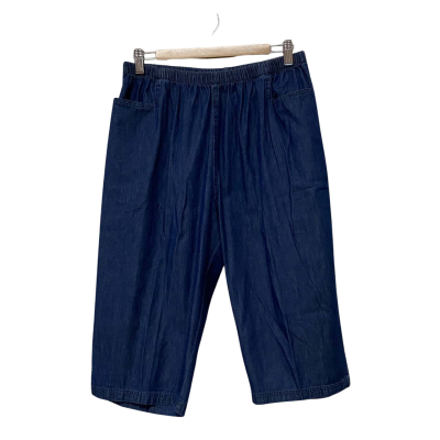Black Pepper Womens  3/4 Size 14 Denim Shorts Blue BNWT